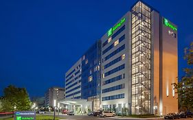 Holiday Inn Express Cleveland Clinic